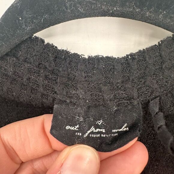 Urban Outfitters Out From Under Black Jojo Thermal Henley Shirt Size Small - Picture 5 of 12